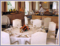 The Oberoi Dining, Delhi Five Star Deluxe Hotels