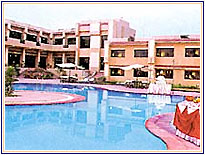 Hotel Clarks, Khajuraho Hotels